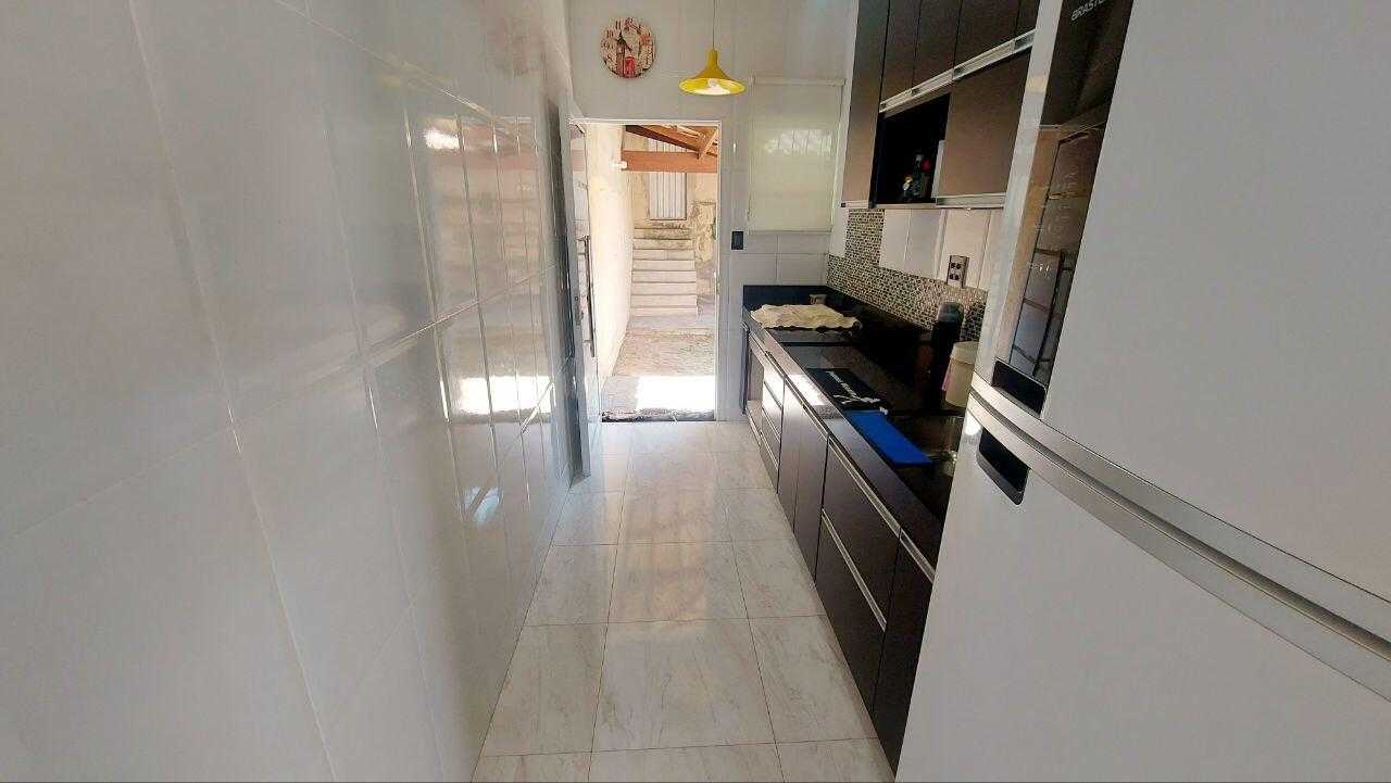 Casa de Condomínio à venda com 2 quartos, 220m² - Foto 7