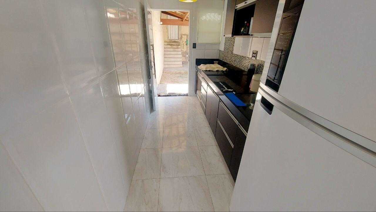 Casa de Condomínio à venda com 2 quartos, 220m² - Foto 8