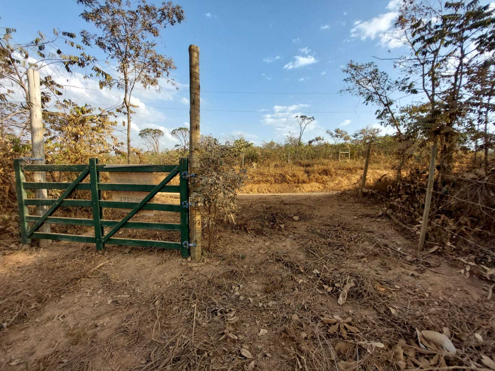 Terreno à venda, 1000m² - Foto 1