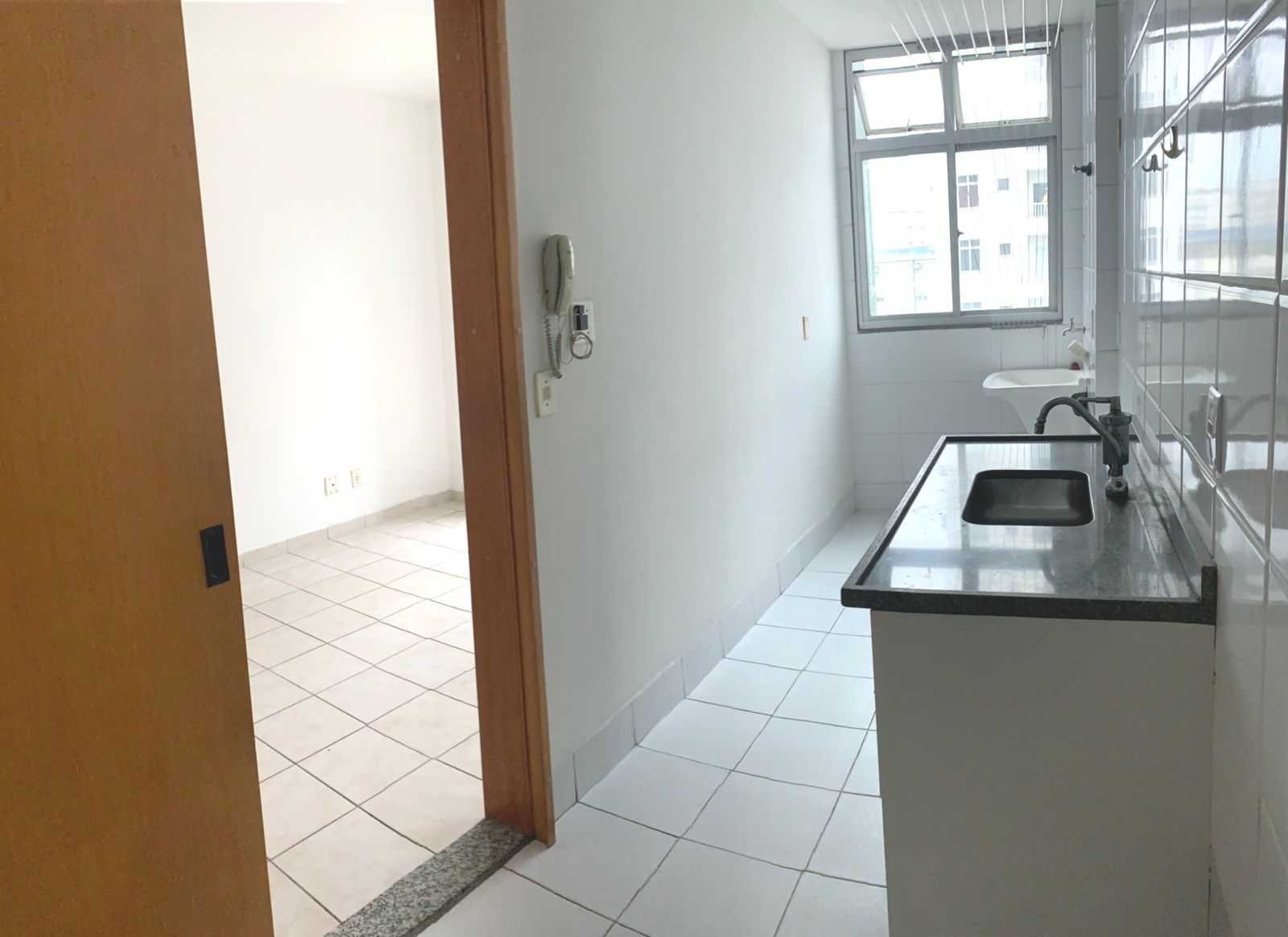 Apartamento para alugar com 2 quartos, 50m² - Foto 13