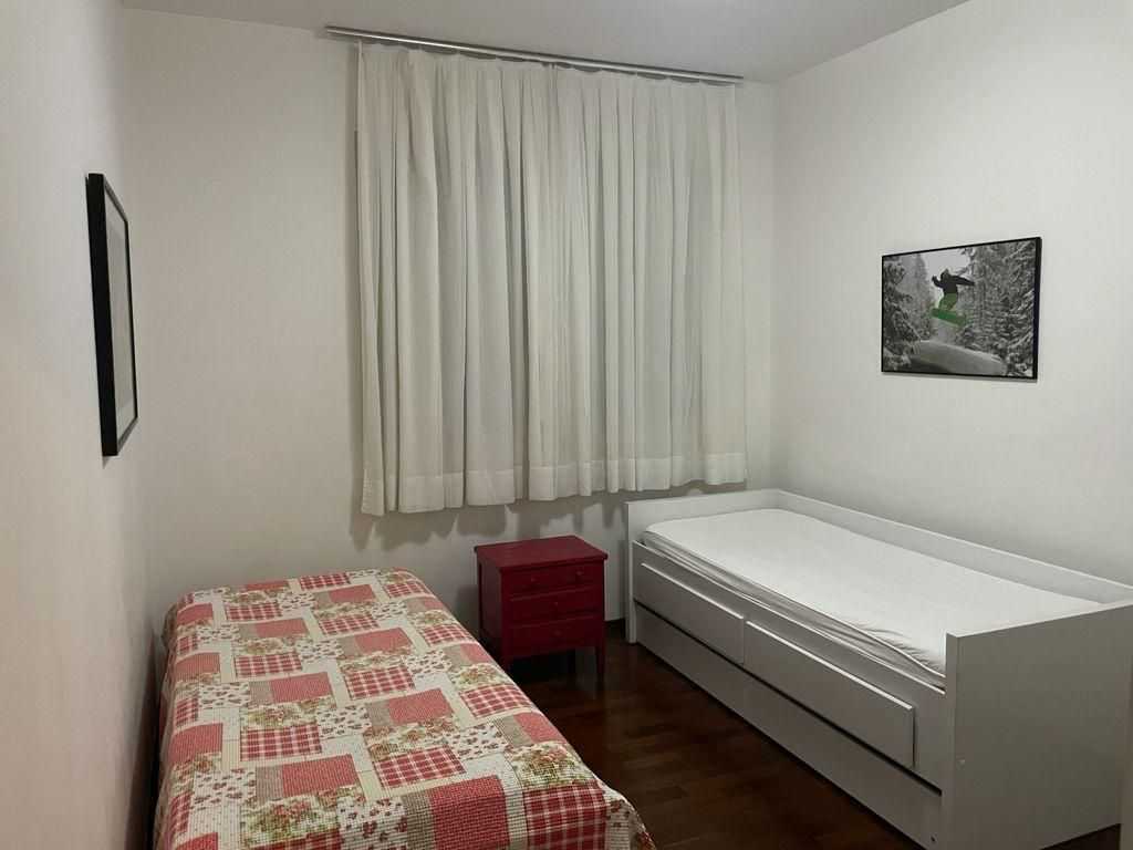 Apartamento à venda com 4 quartos, 145m² - Foto 9