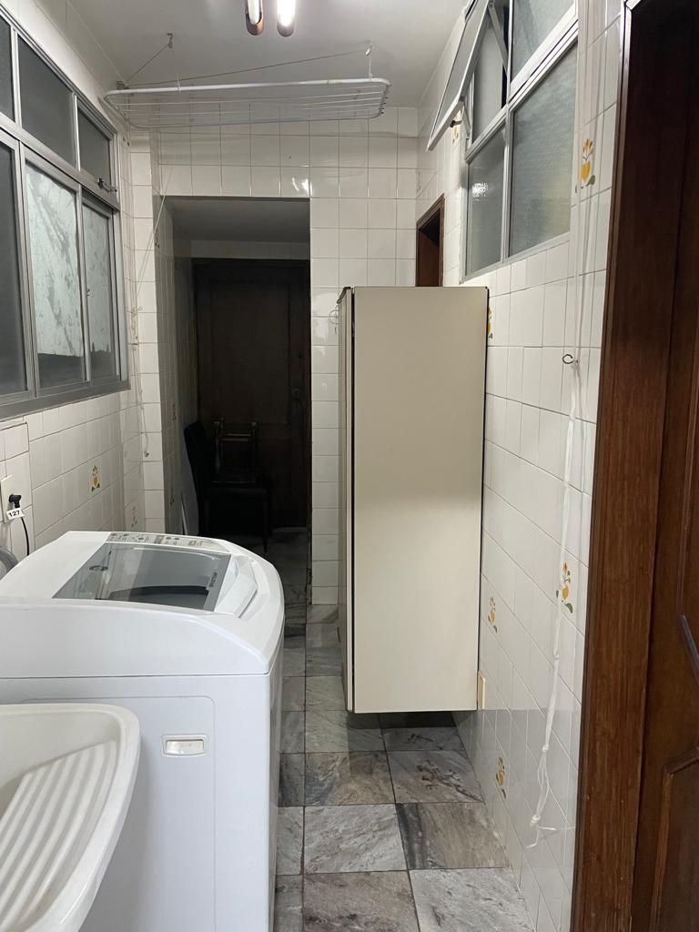 Apartamento à venda com 4 quartos, 145m² - Foto 17