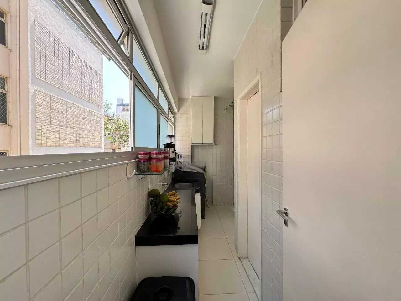 Apartamento à venda com 4 quartos, 143m² - Foto 17