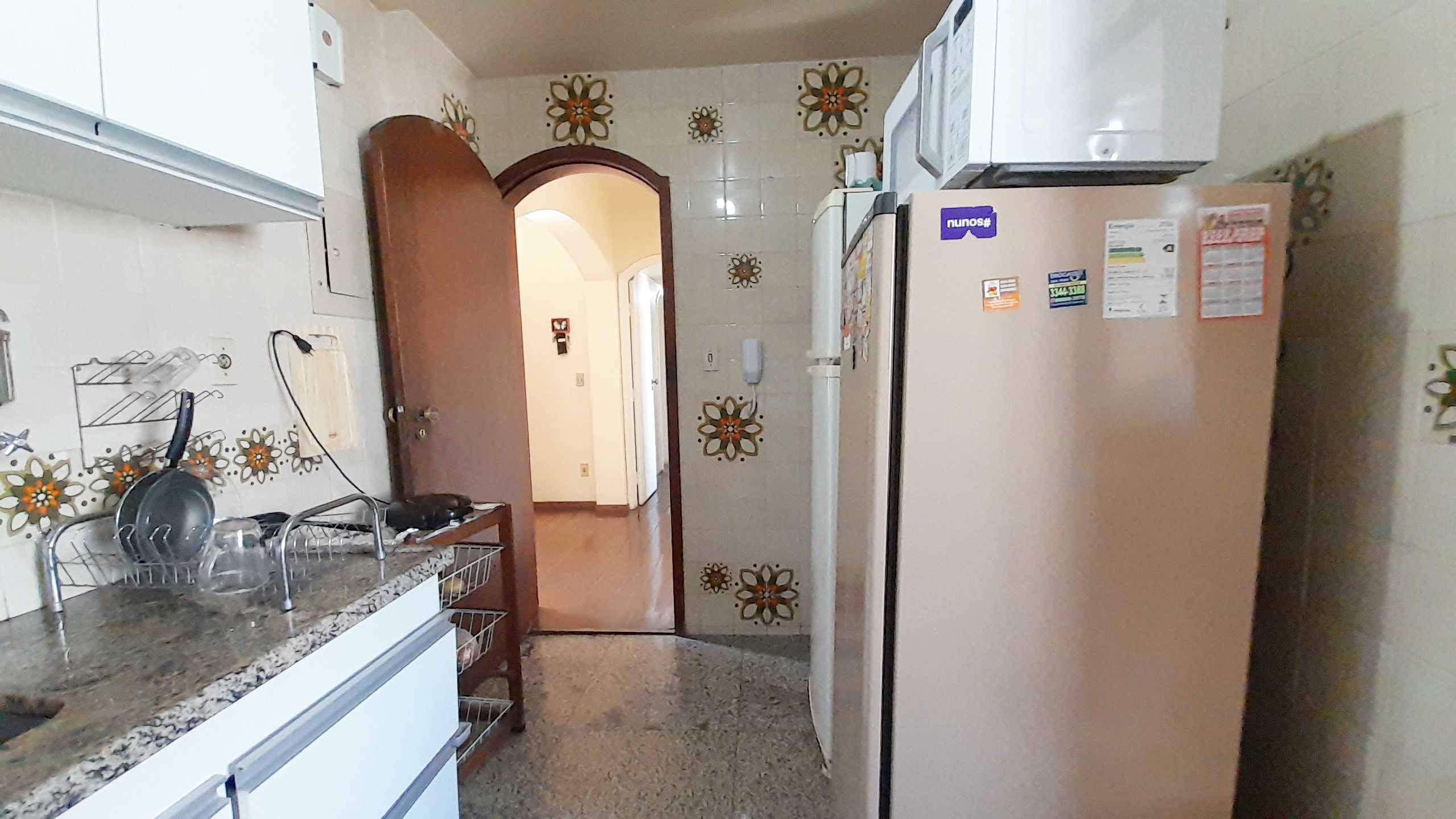 Apartamento à venda com 4 quartos, 180m² - Foto 8