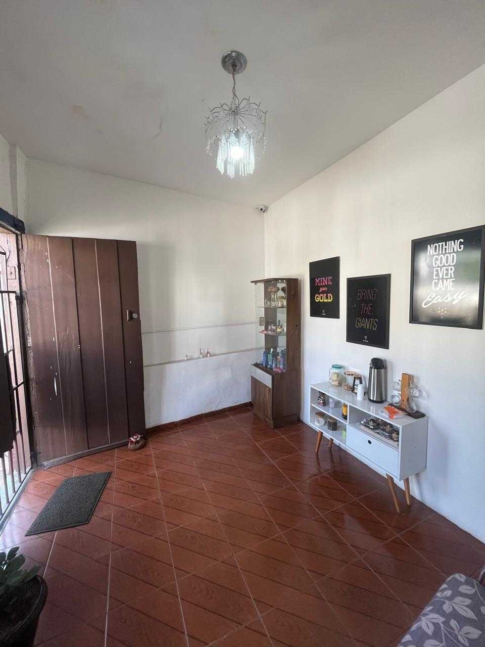 Casa à venda com 3 quartos, 162m² - Foto 5