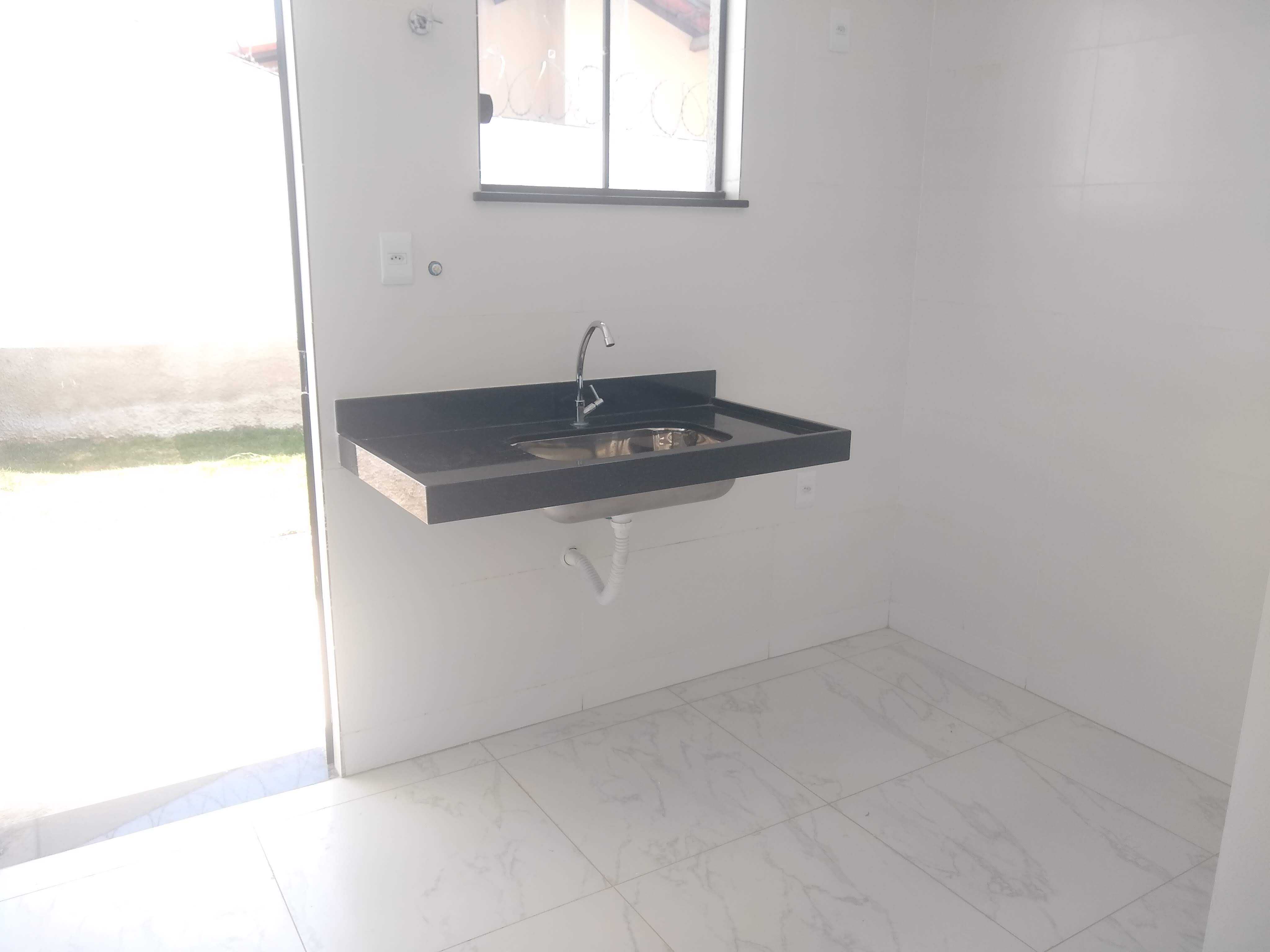 Casa à venda com 2 quartos, 68m² - Foto 13