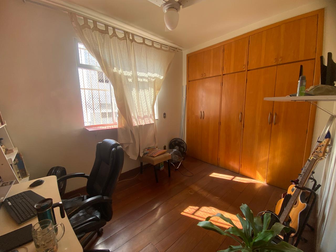 Apartamento à venda com 4 quartos, 180m² - Foto 11