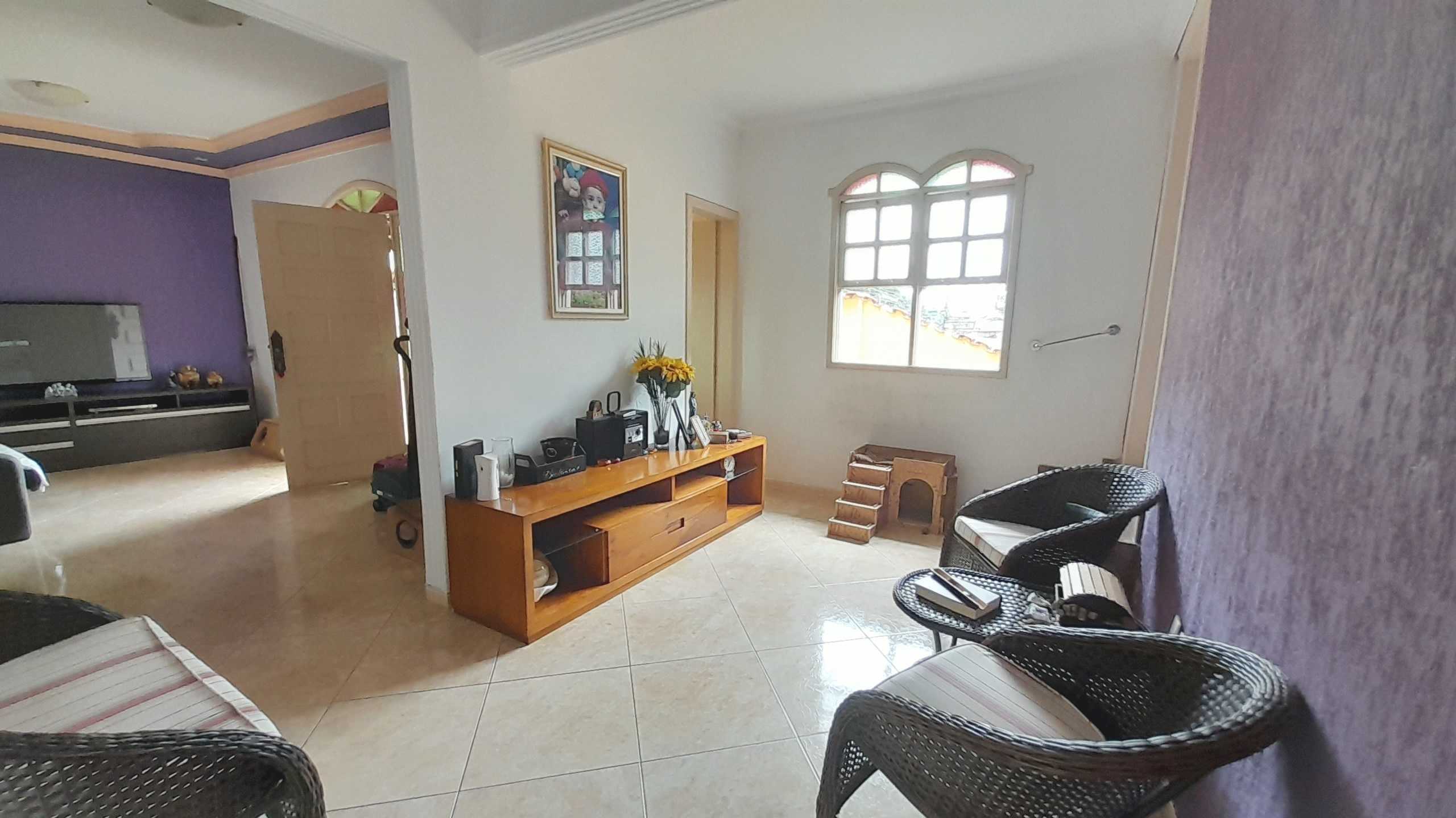 Casa à venda com 3 quartos, 300m² - Foto 11