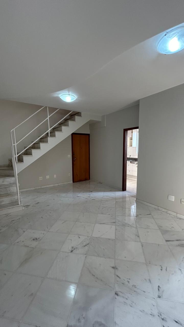 Cobertura à venda com 3 quartos, 152m² - Foto 4