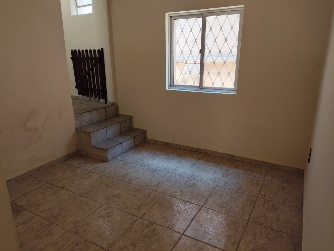 Casa à venda com 3 quartos, 170m² - Foto 12