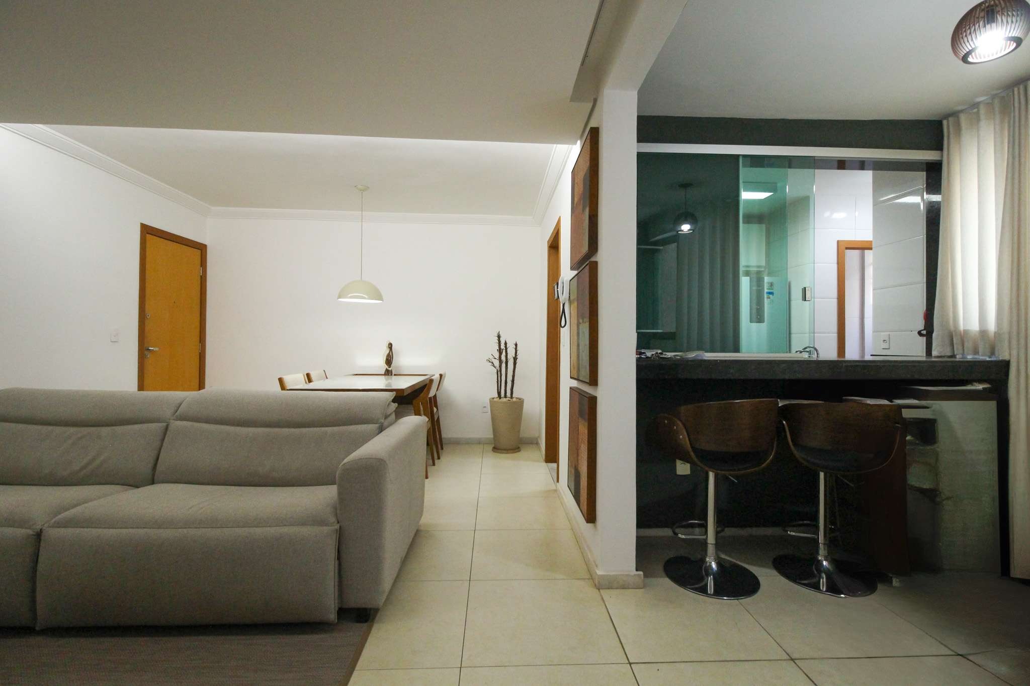 Apartamento à venda com 3 quartos, 80m² - Foto 2