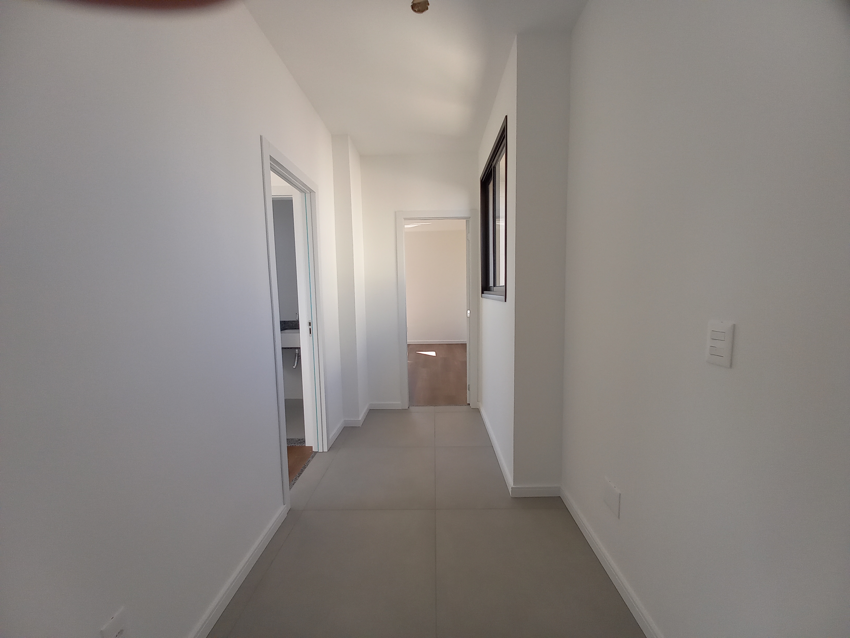 Apartamento à venda com 2 quartos, 73m² - Foto 4