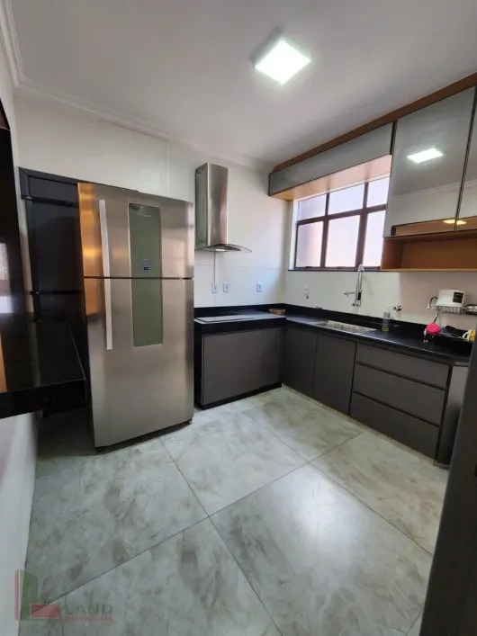 Cobertura para alugar com 3 quartos, 212m² - Foto 10