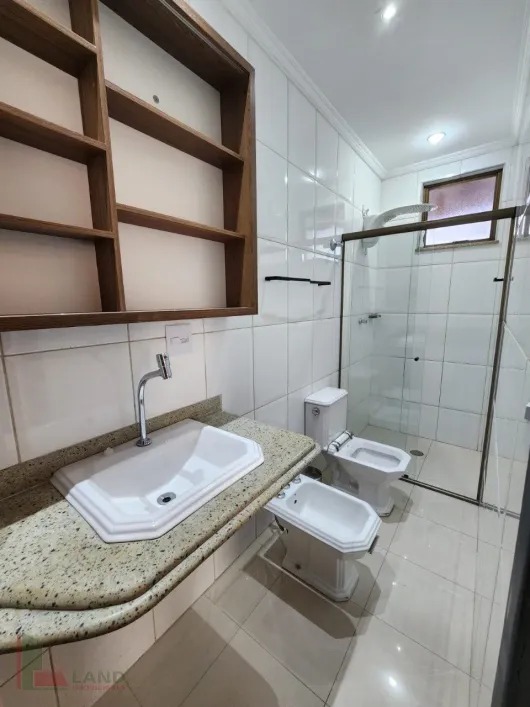 Cobertura para alugar com 3 quartos, 212m² - Foto 18