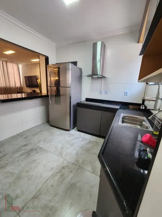 Cobertura para alugar com 3 quartos, 212m² - Foto 8