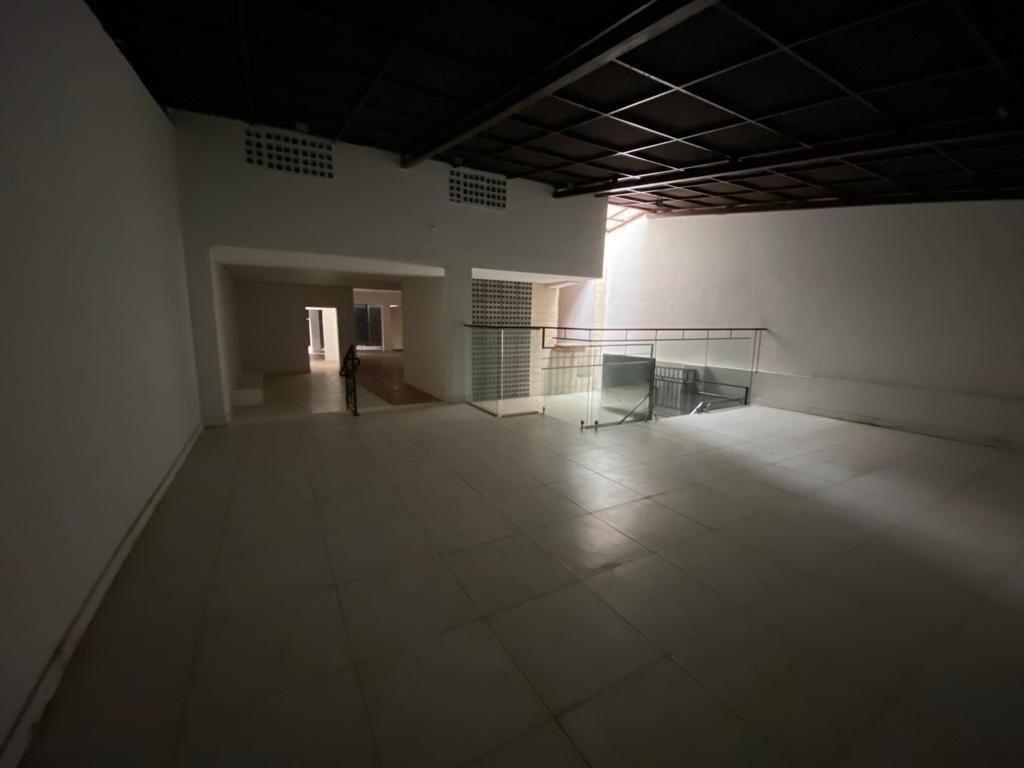 Loja-Salão para alugar com 3 quartos, 600m² - Foto 9