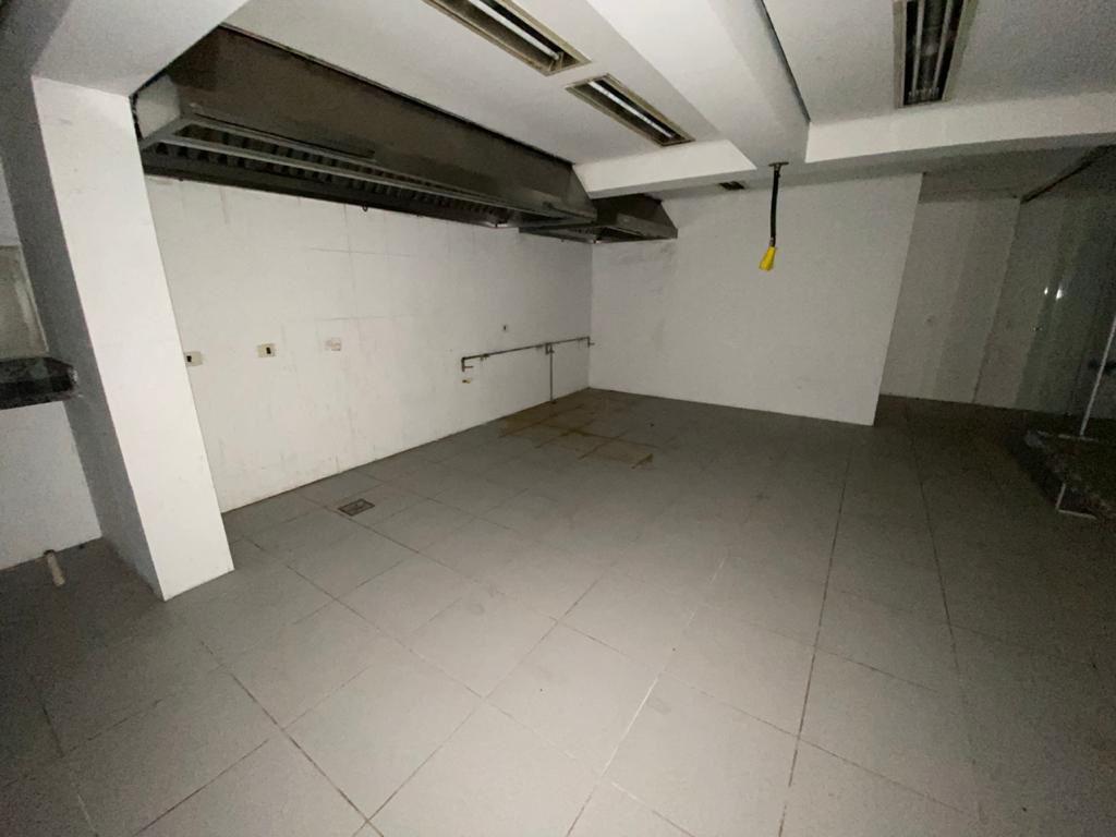 Loja-Salão para alugar com 3 quartos, 600m² - Foto 16