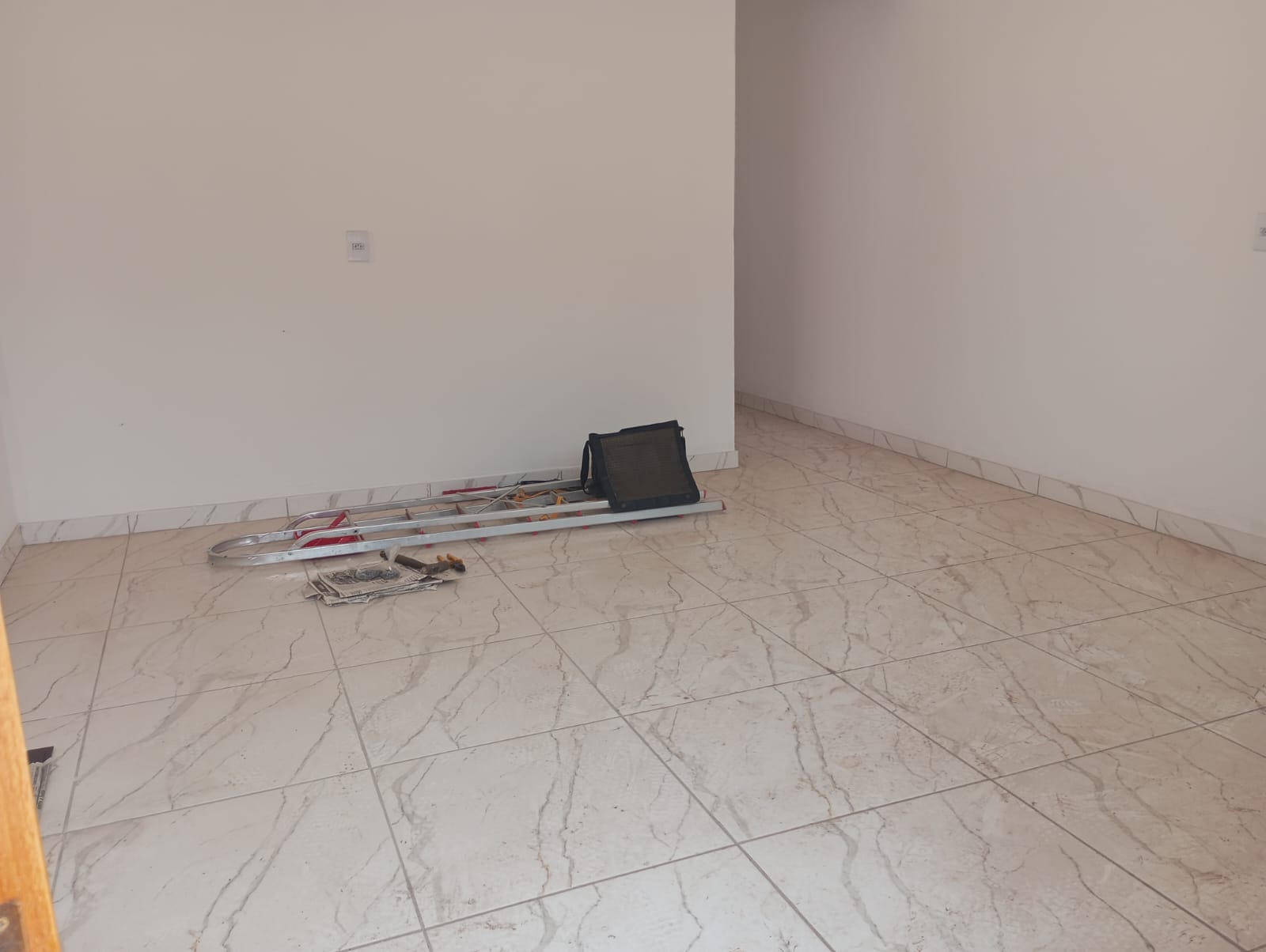 Casa para alugar com 2 quartos, 100m² - Foto 5