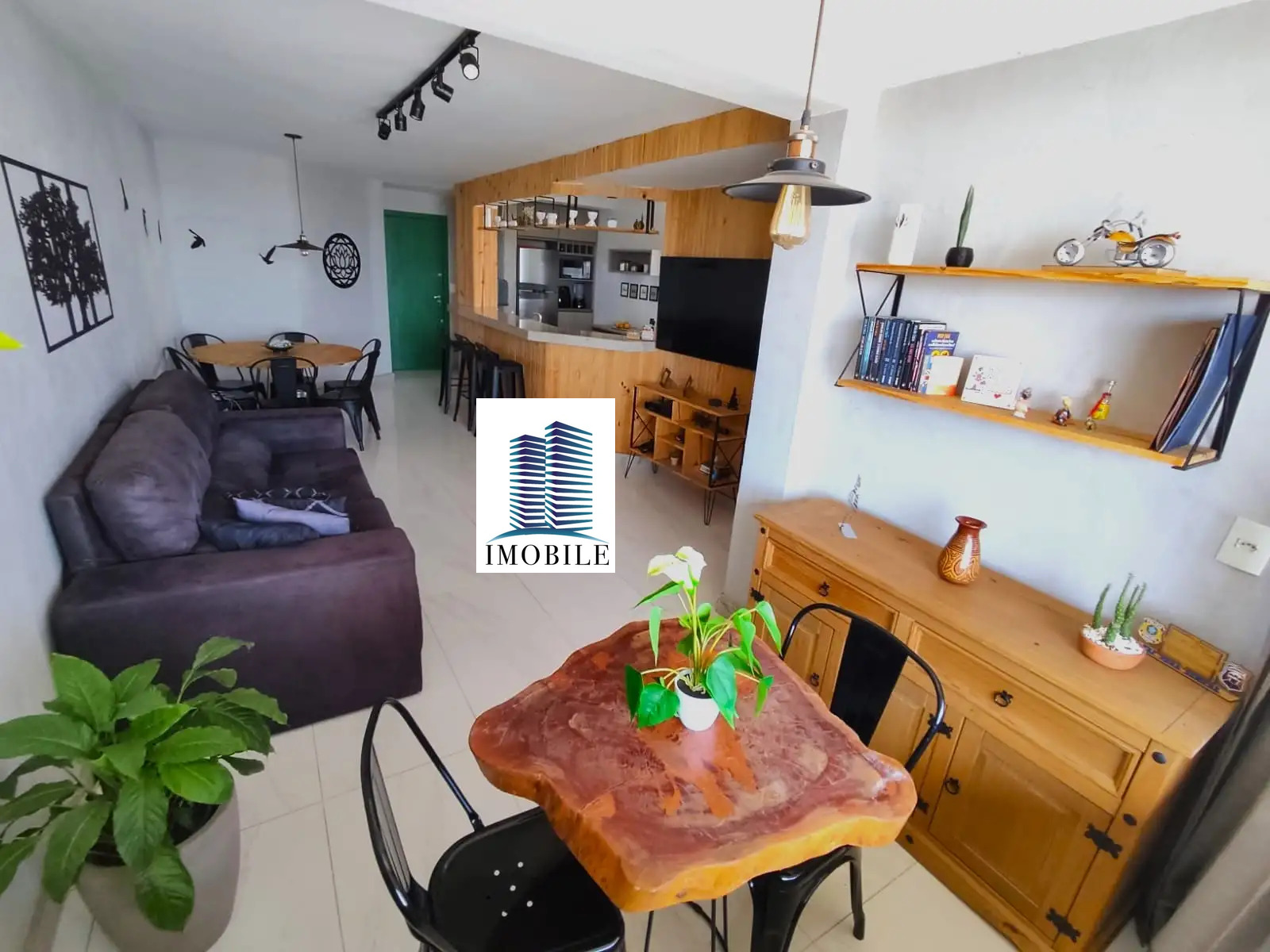 Apartamento à venda com 3 quartos, 77m² - Foto 2