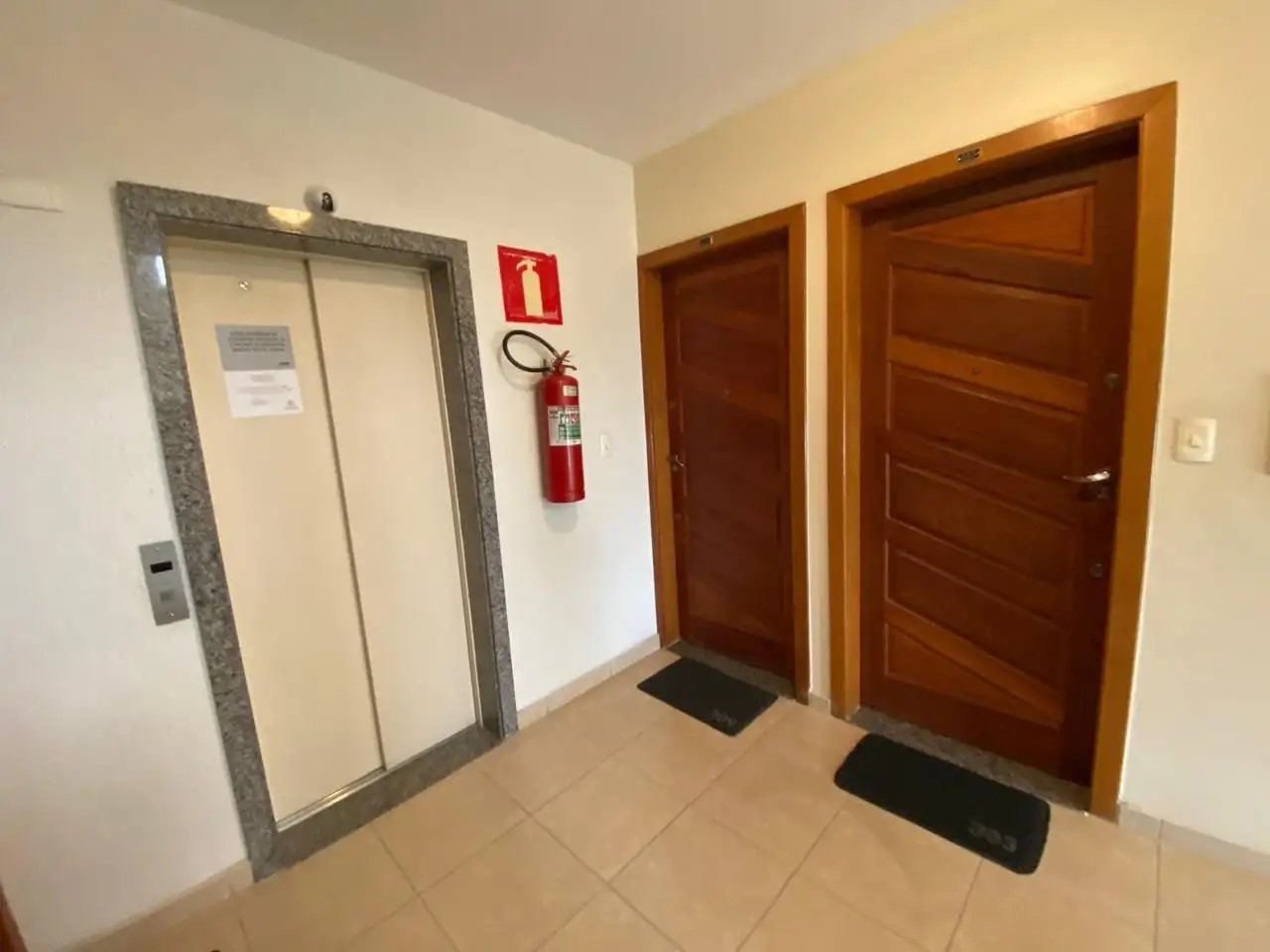 Apartamento à venda com 2 quartos, 80m² - Foto 12