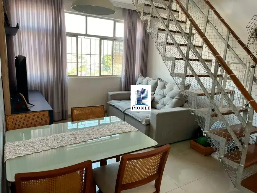 Cobertura à venda com 3 quartos, 150m² - Foto 1