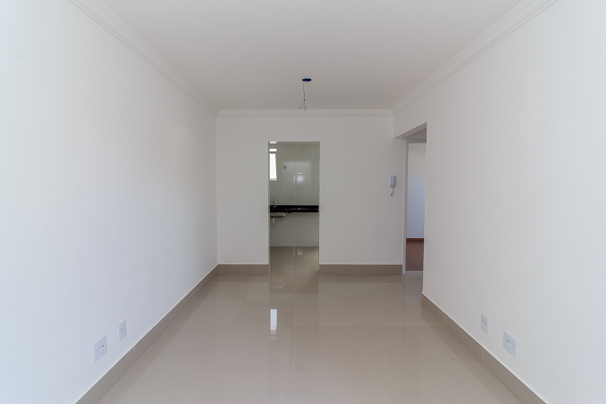 Apartamento à venda com 2 quartos, 71m² - Foto 3