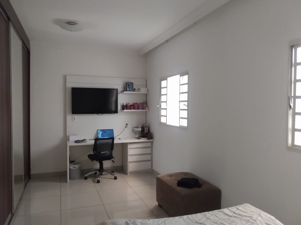 Casa à venda com 4 quartos, 140m² - Foto 11