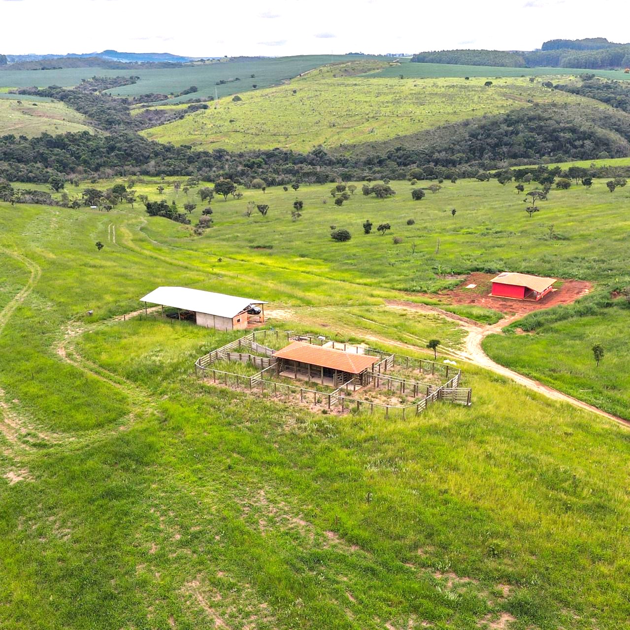 Chácara à venda com 9 quartos, 1940000m² - Foto 12