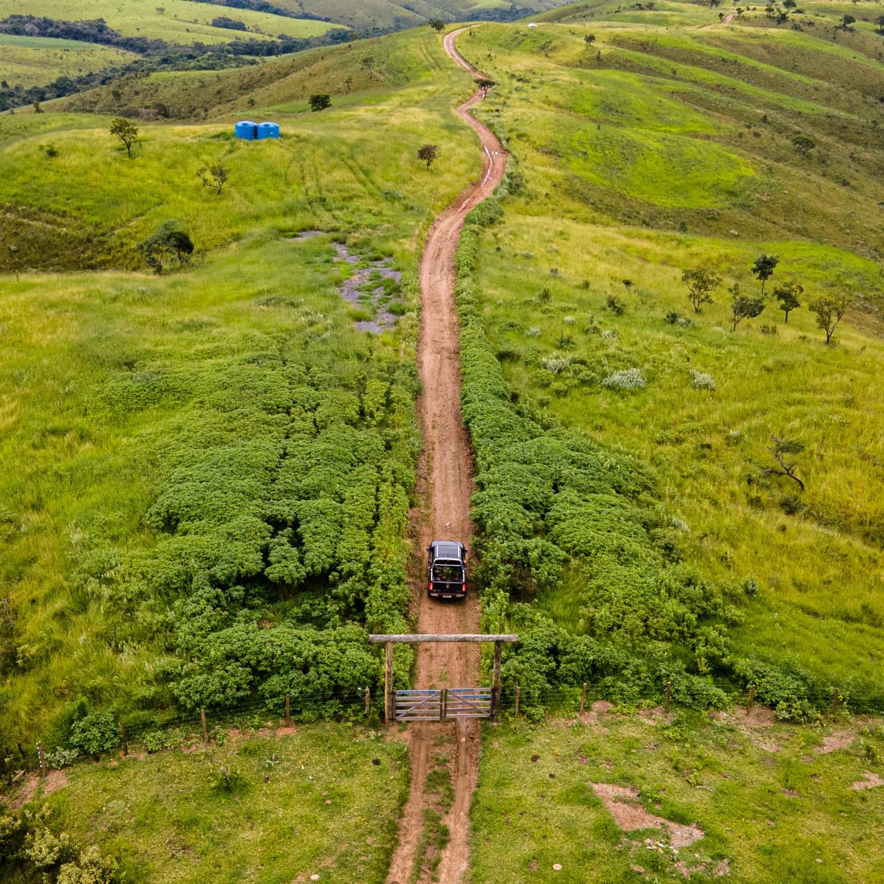 Chácara à venda com 9 quartos, 1940000m² - Foto 14