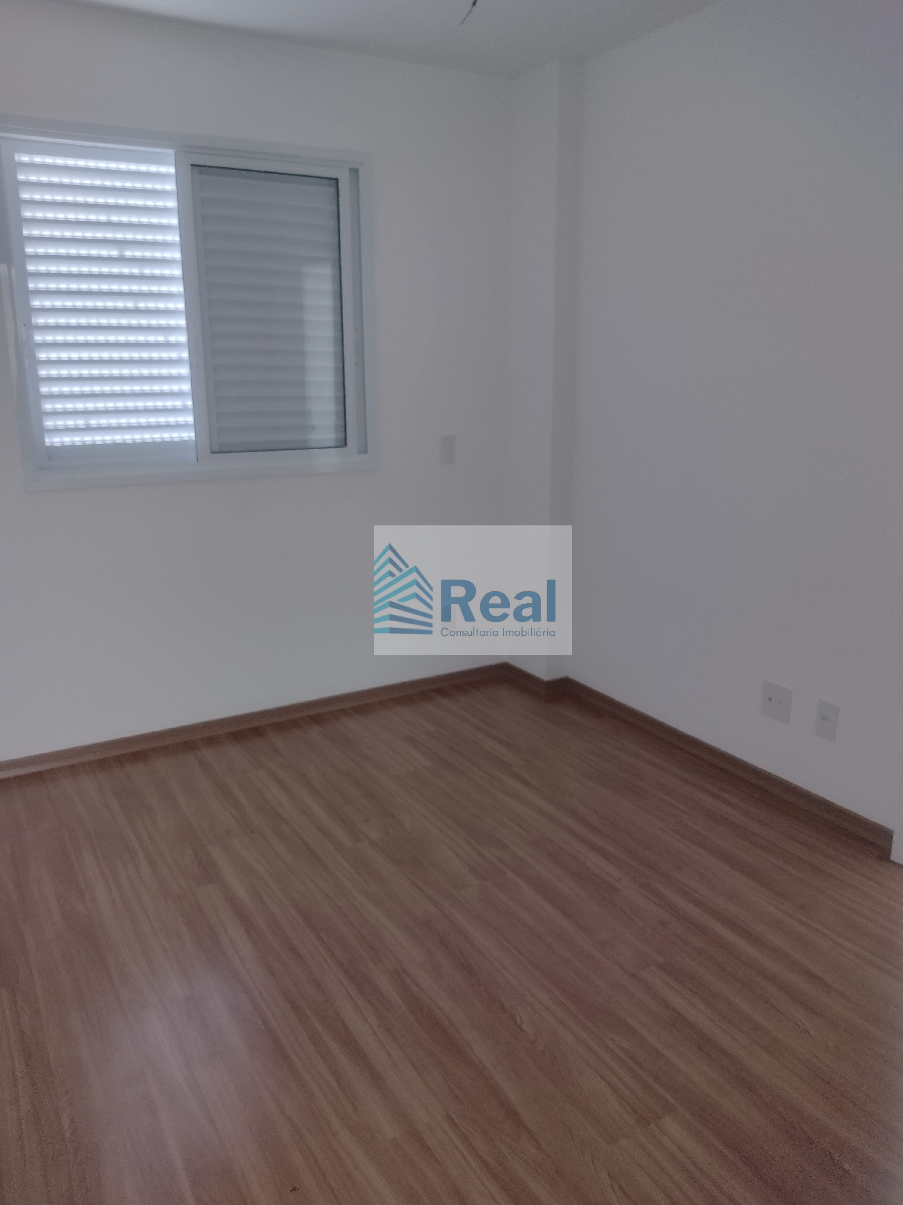 Apartamento à venda com 2 quartos, 64m² - Foto 17