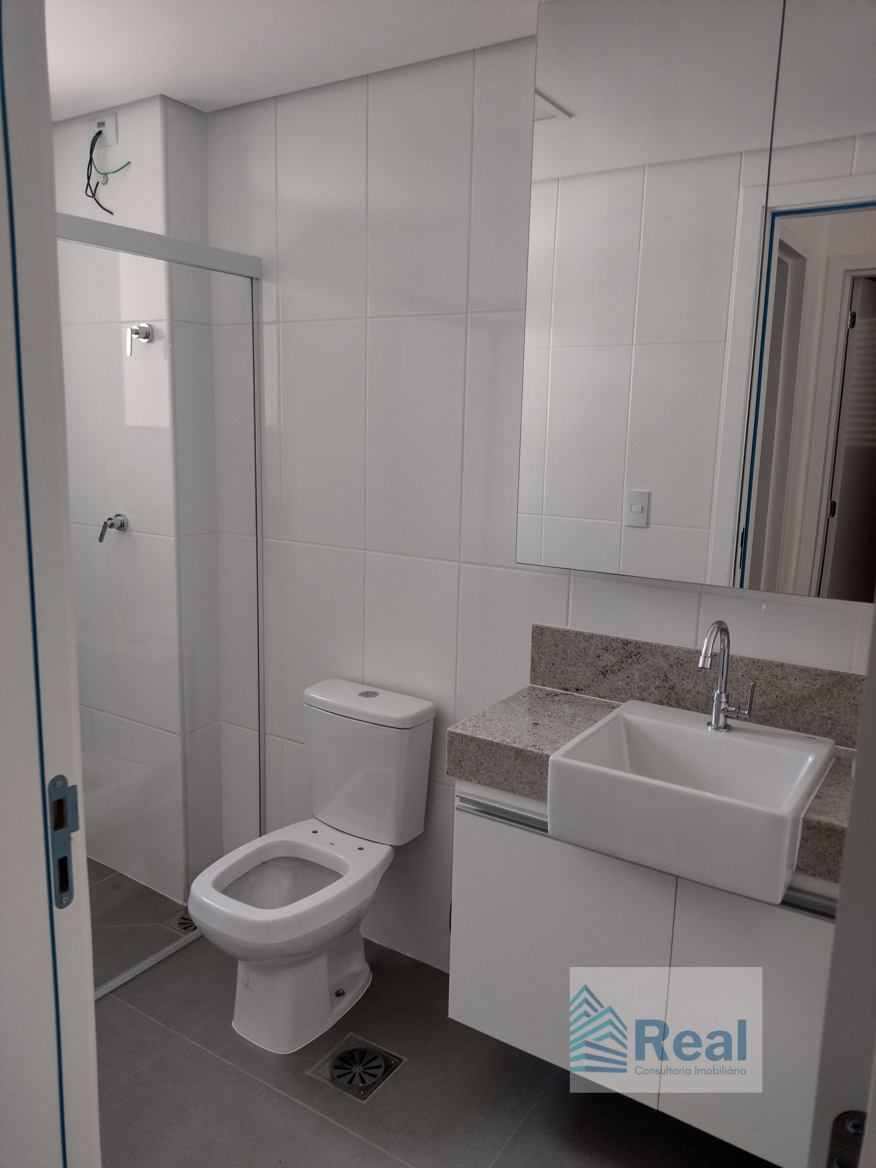 Apartamento à venda com 2 quartos, 64m² - Foto 11