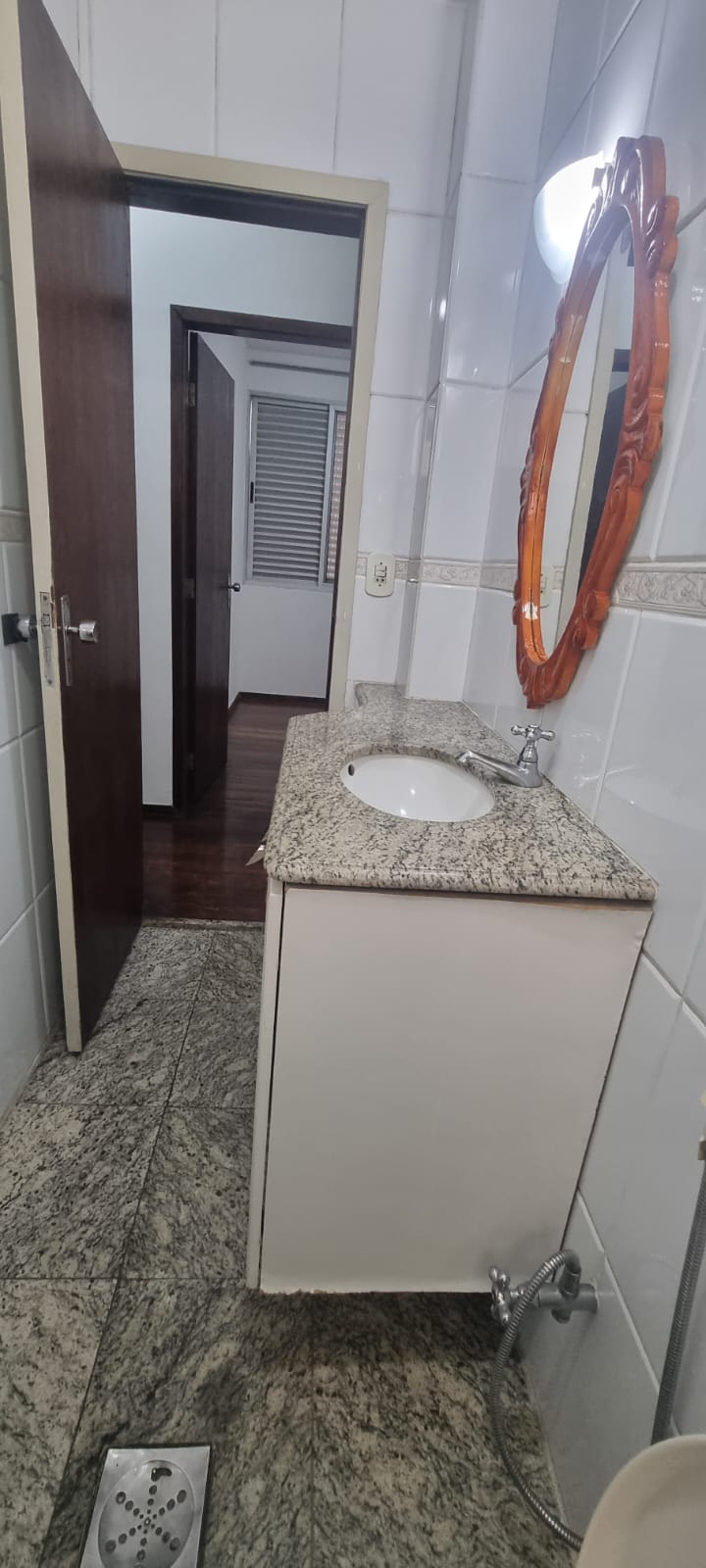 Apartamento para alugar com 3 quartos, 105m² - Foto 17