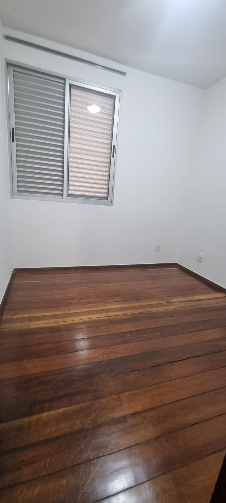 Apartamento para alugar com 3 quartos, 105m² - Foto 11