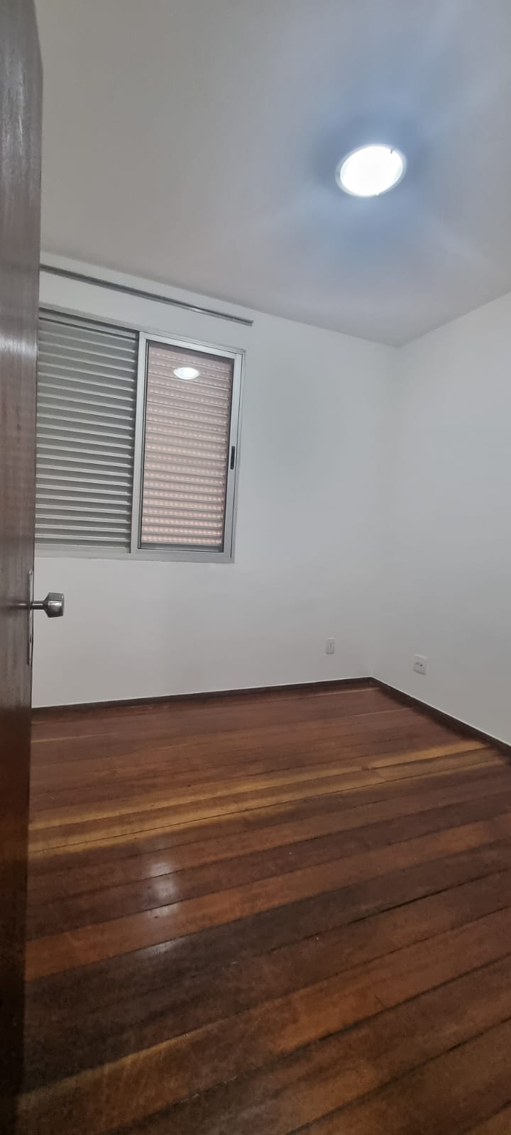 Apartamento para alugar com 3 quartos, 105m² - Foto 13