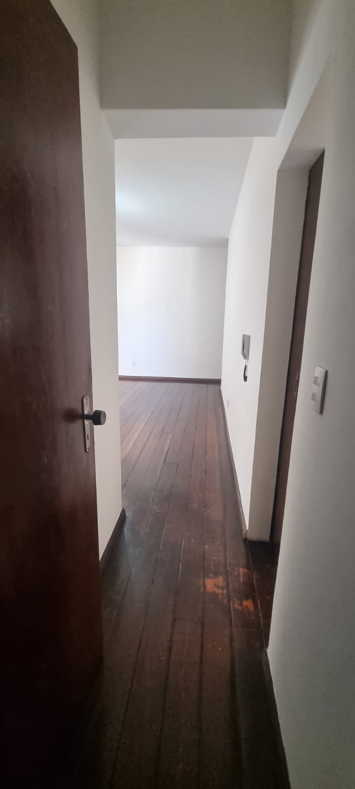 Apartamento para alugar com 3 quartos, 105m² - Foto 10