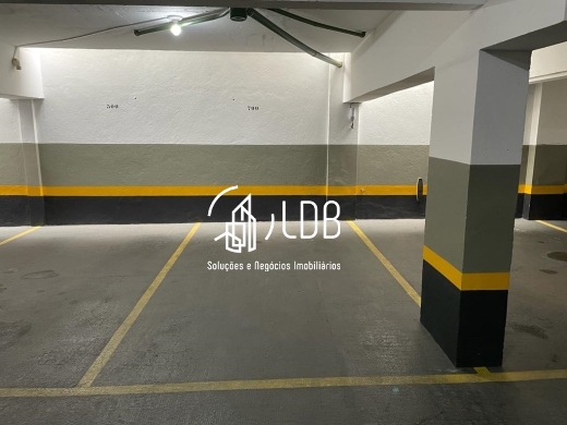 Apartamento à venda com 4 quartos, 216m² - Foto 6