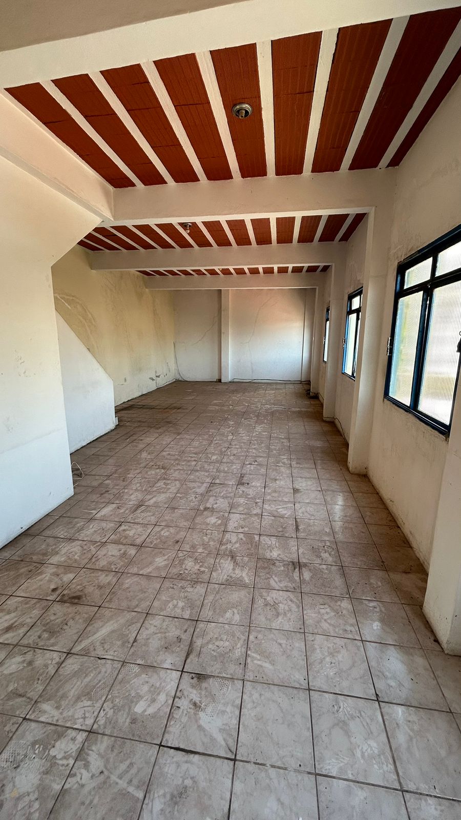 Depósito-Galpão-Armazém para alugar, 360m² - Foto 1