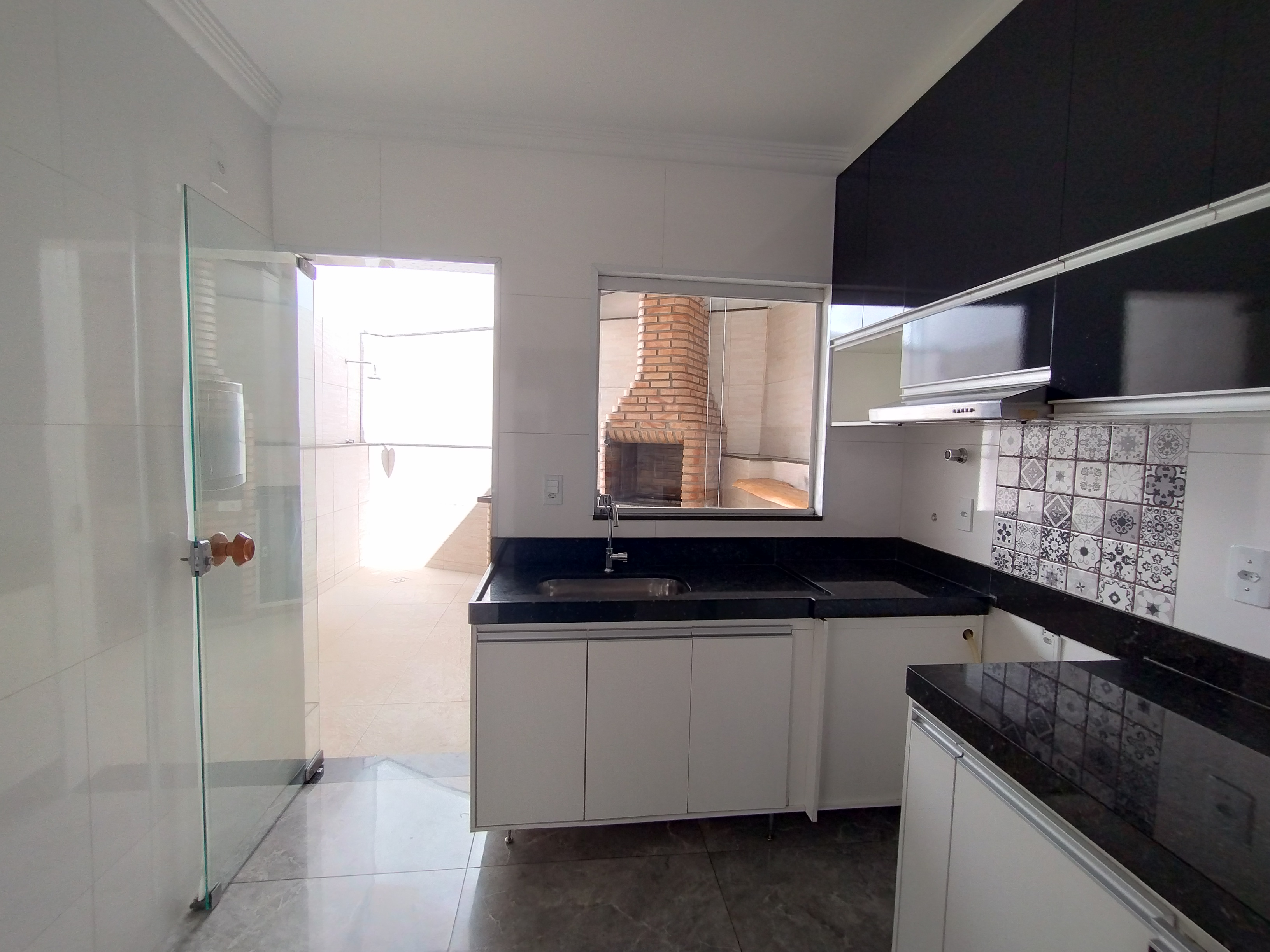 Casa para alugar com 2 quartos, 57m² - Foto 5