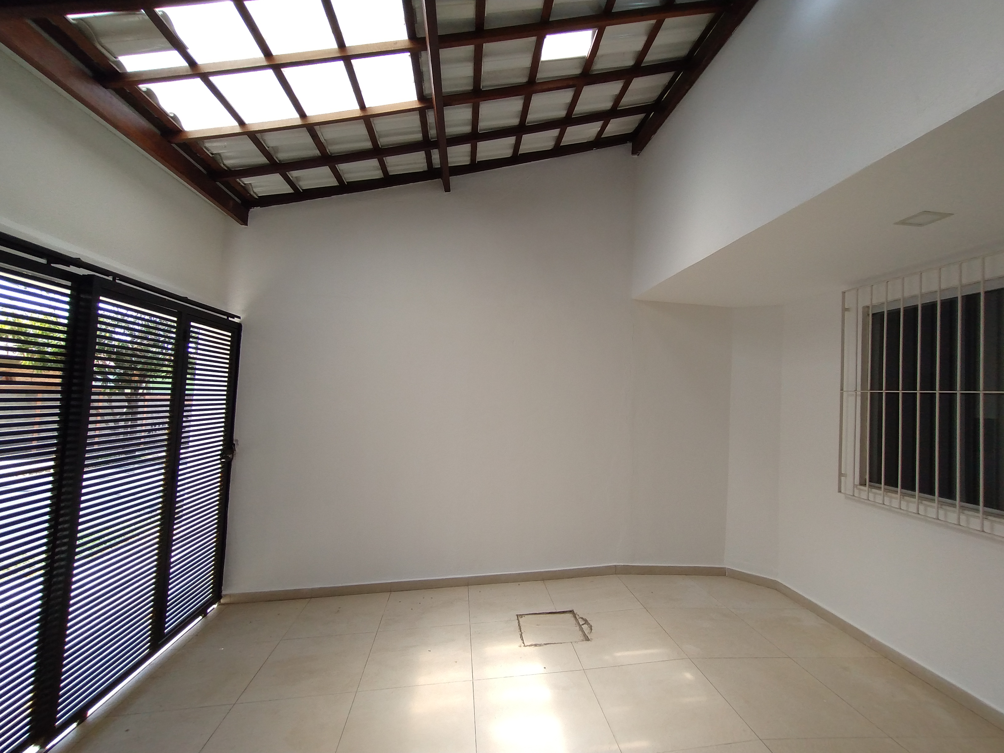 Casa para alugar com 2 quartos, 57m² - Foto 17