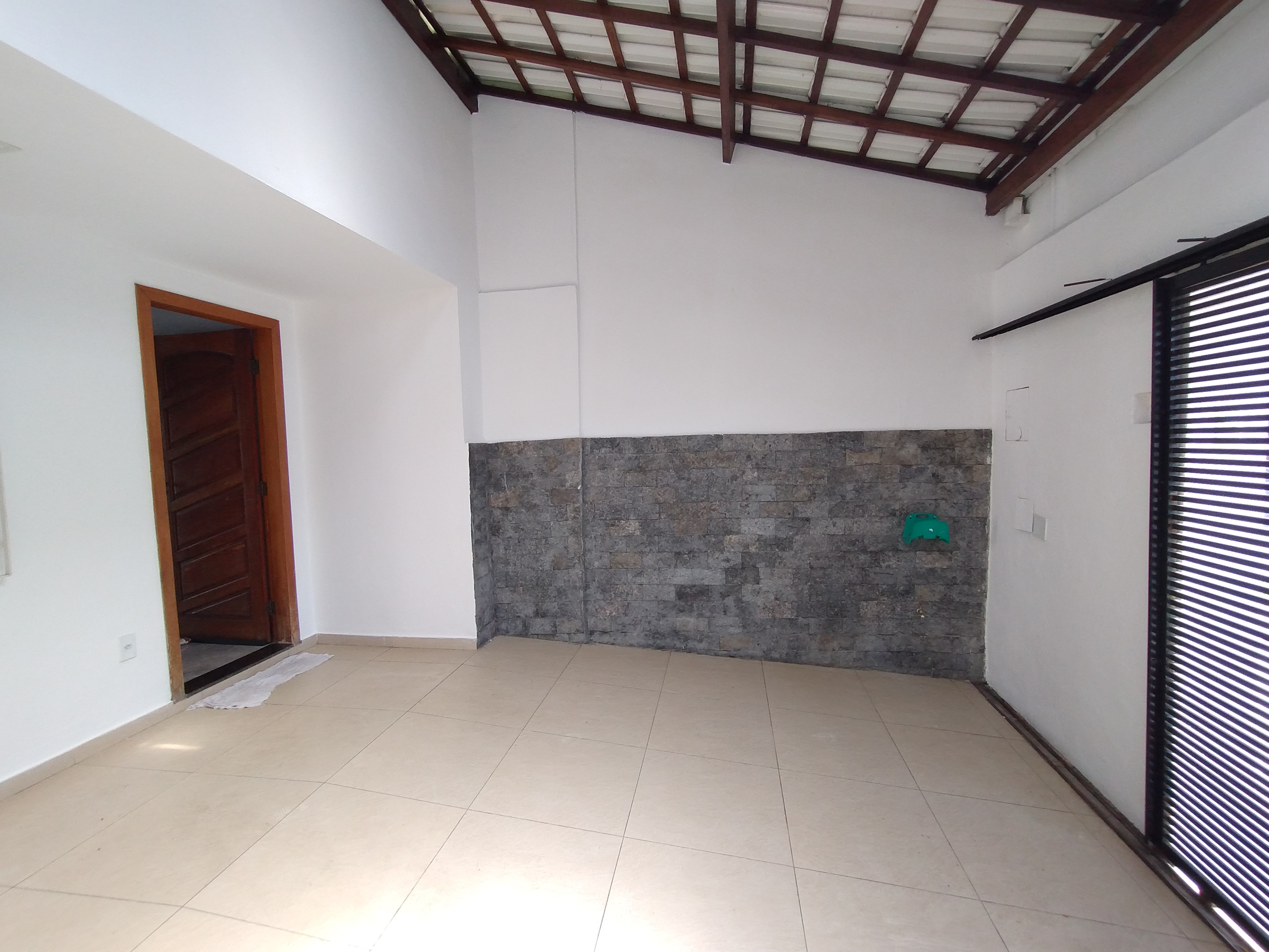 Casa para alugar com 2 quartos, 57m² - Foto 16