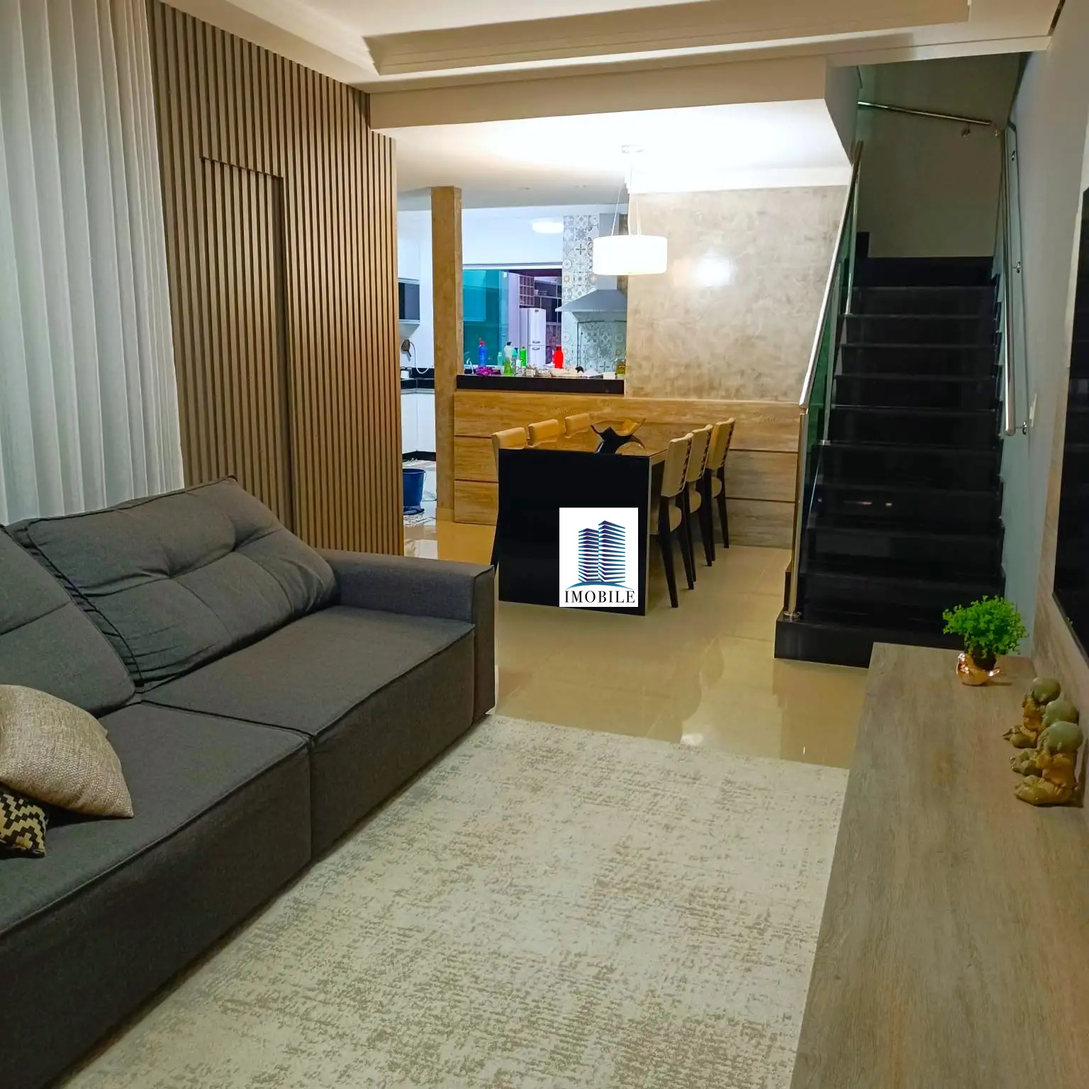 Casa à venda com 3 quartos, 178m² - Foto 3