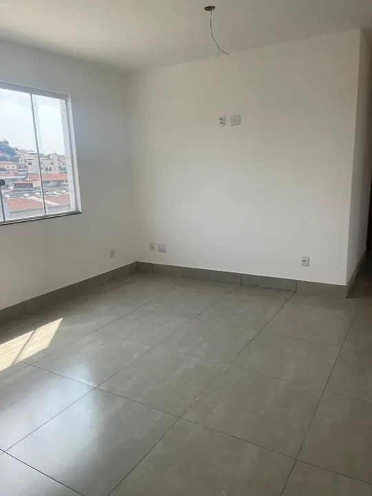 Apartamento à venda com 3 quartos, 150m² - Foto 4