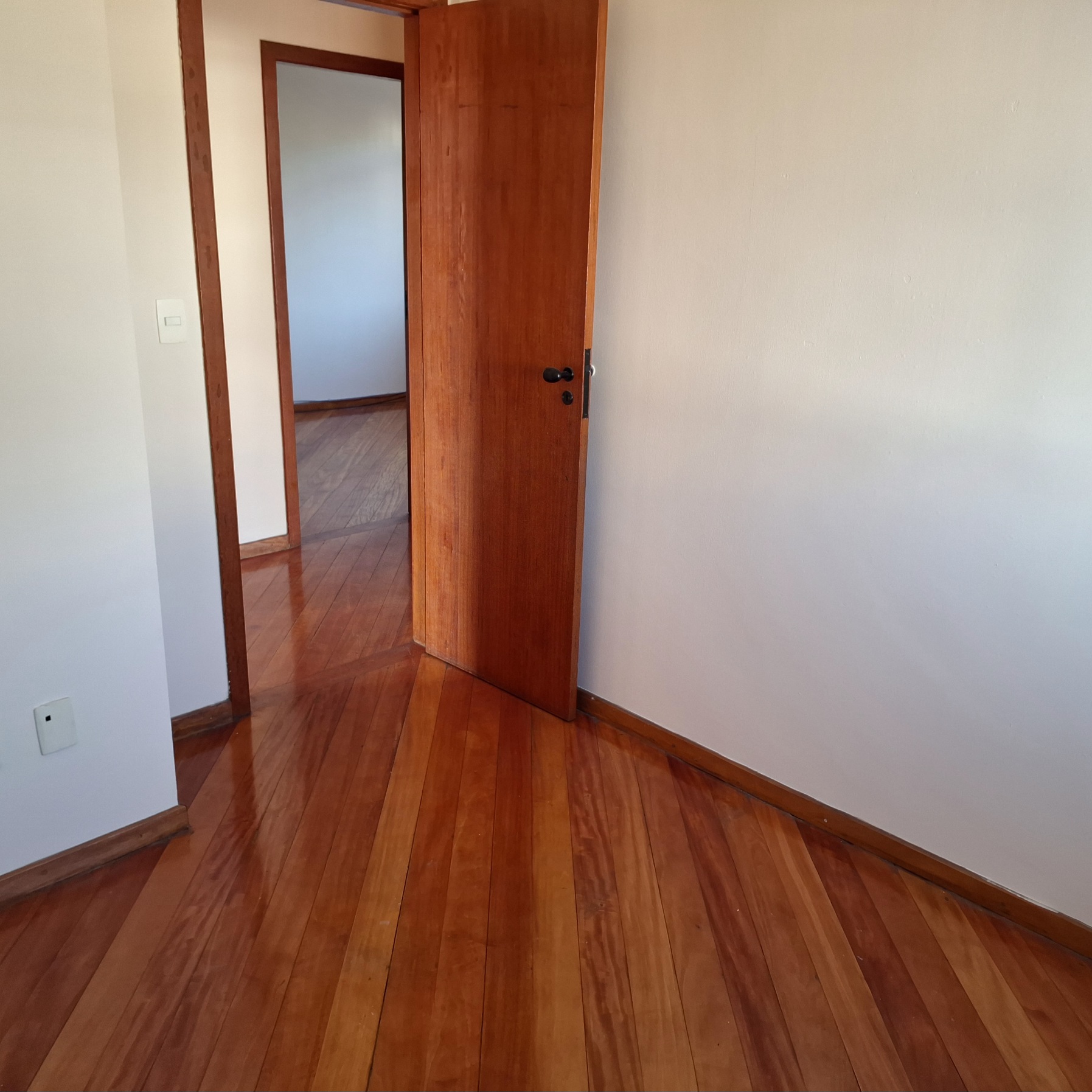 Apartamento à venda com 3 quartos, 74m² - Foto 18