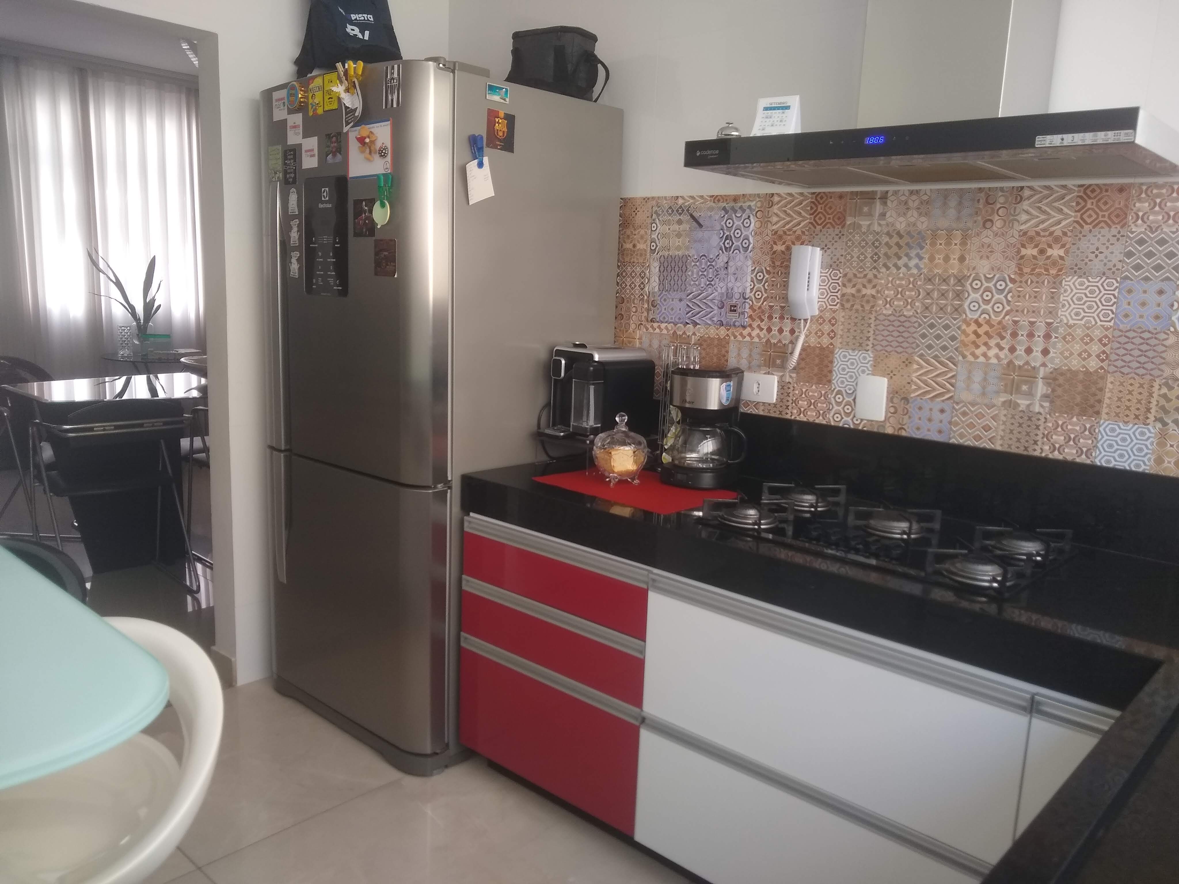 Apartamento à venda com 3 quartos, 75m² - Foto 3