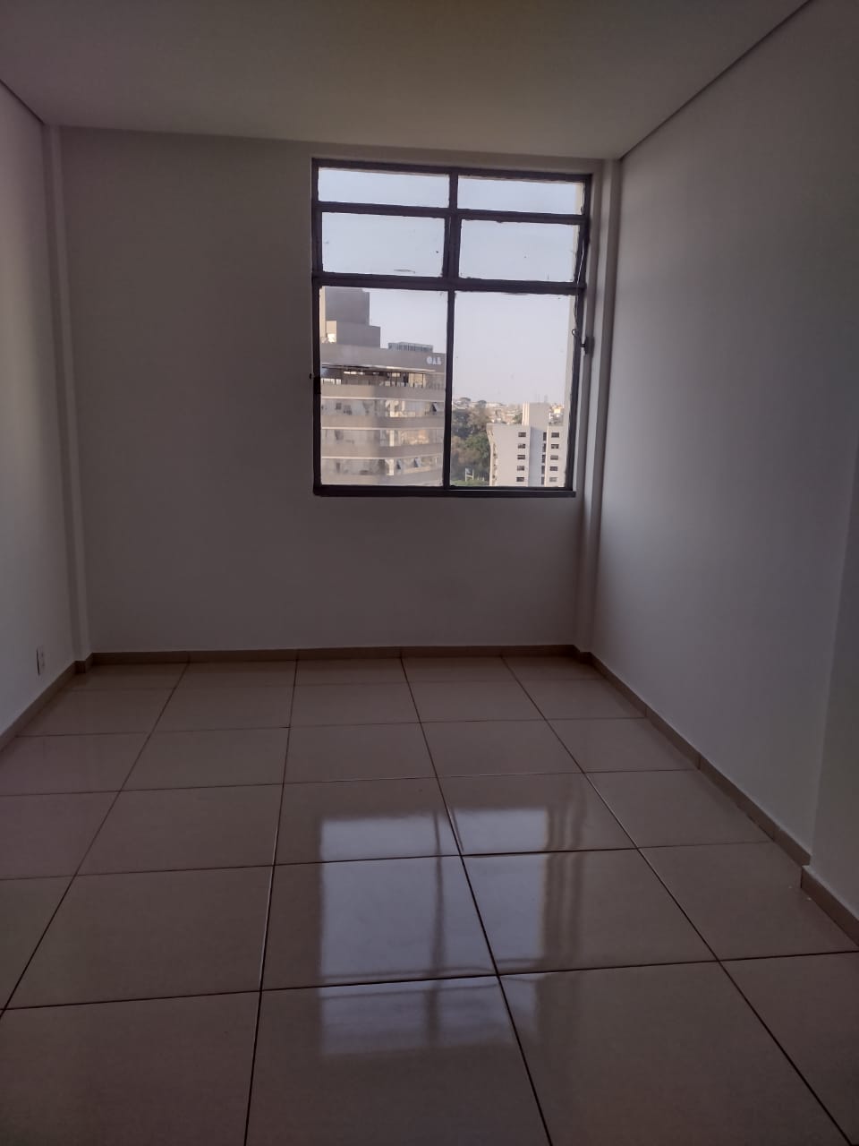 Apartamento para alugar com 2 quartos, 70m² - Foto 2