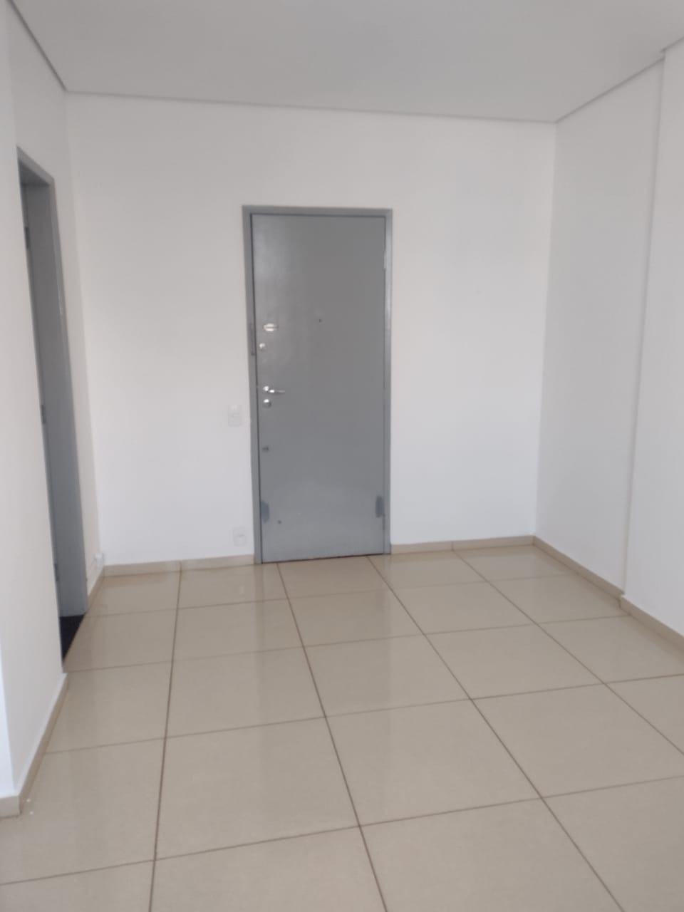 Apartamento para alugar com 2 quartos, 70m² - Foto 1