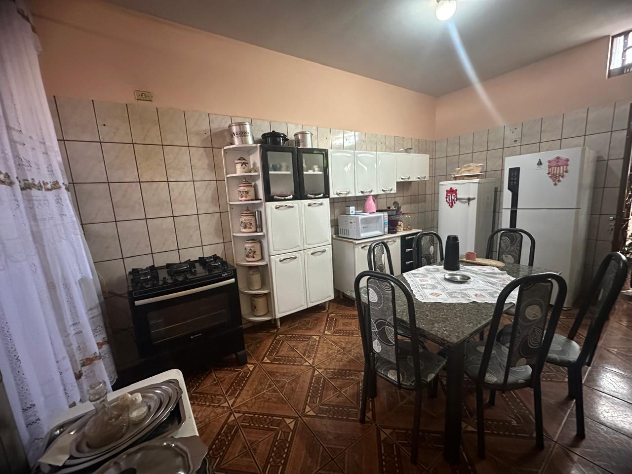 Casa à venda com 3 quartos, 240m² - Foto 17