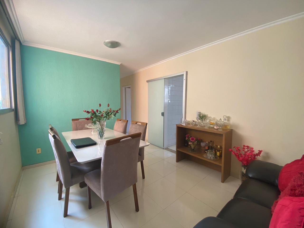 Apartamento à venda com 3 quartos, 55m² - Foto 2