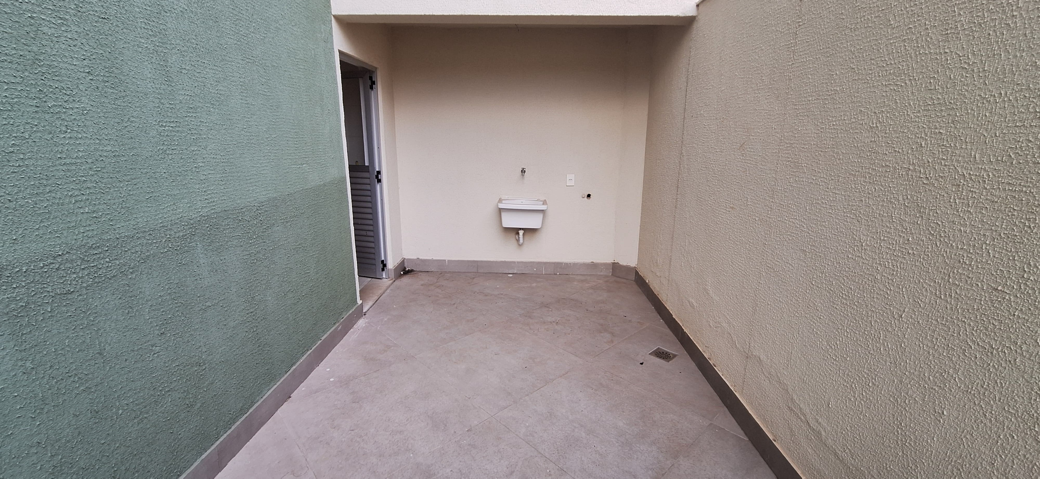 Apartamento à venda com 3 quartos, 90m² - Foto 2