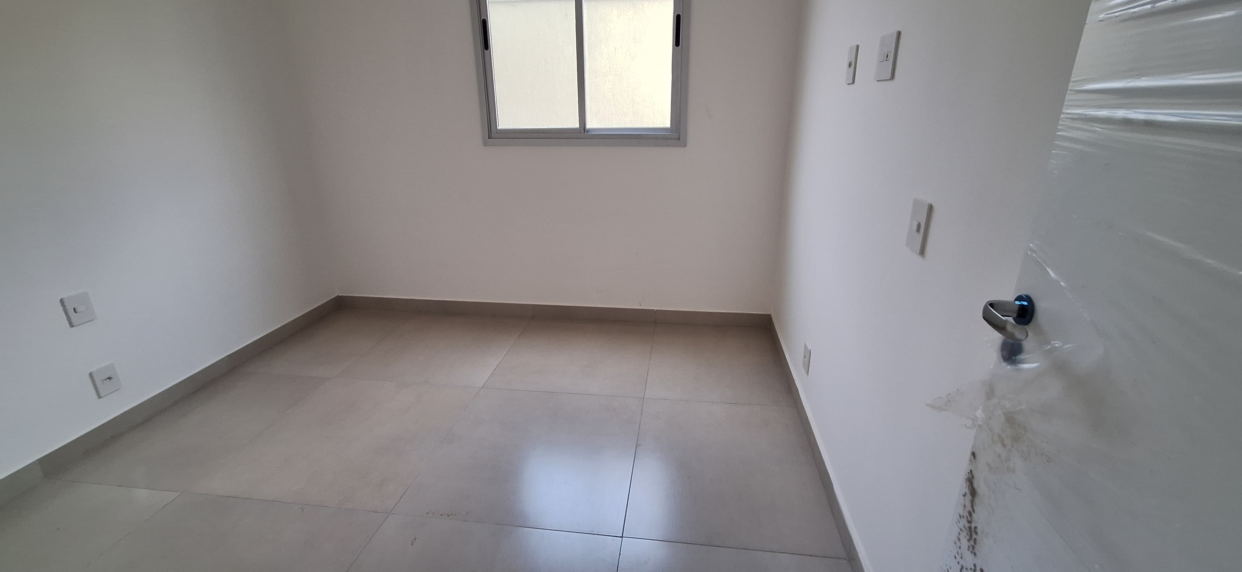 Apartamento à venda com 3 quartos, 90m² - Foto 3